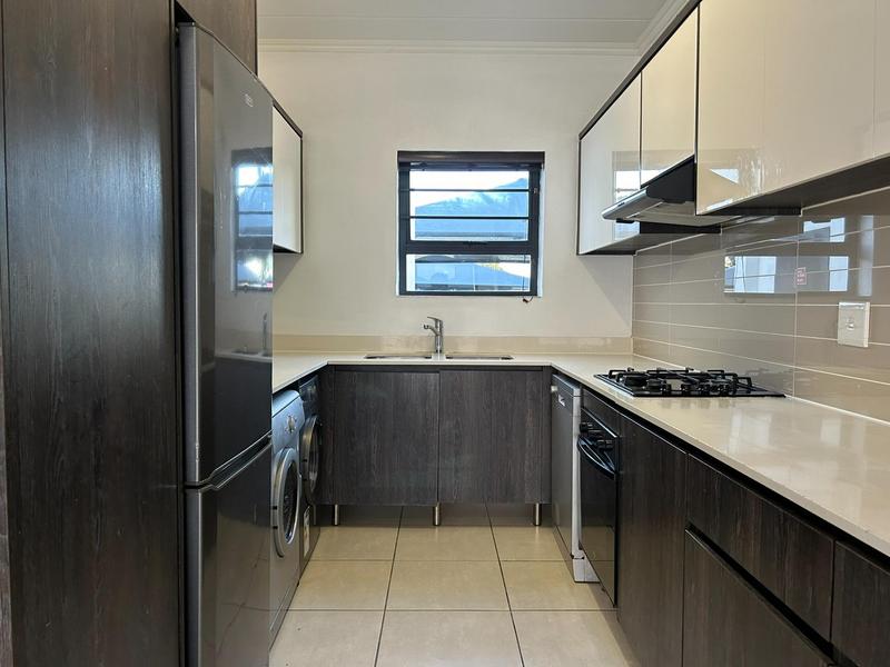 To Let 3 Bedroom Property for Rent in Sandown Western Cape